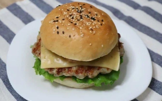 Куриный бургер: вкусная альтернатива