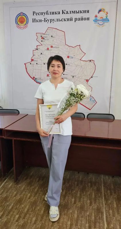 В преддверии Дня Республики в медицинских учреждениях проходят торжественные мероприятия, посвященные чествованию медицинских работников, отмеченных на федеральном уровне В преддверии Дня Республики в медицинских учреждениях проходят торжественные мероприятия, посвященные чествованию медицинских работников, отмеченных на федеральном уровне