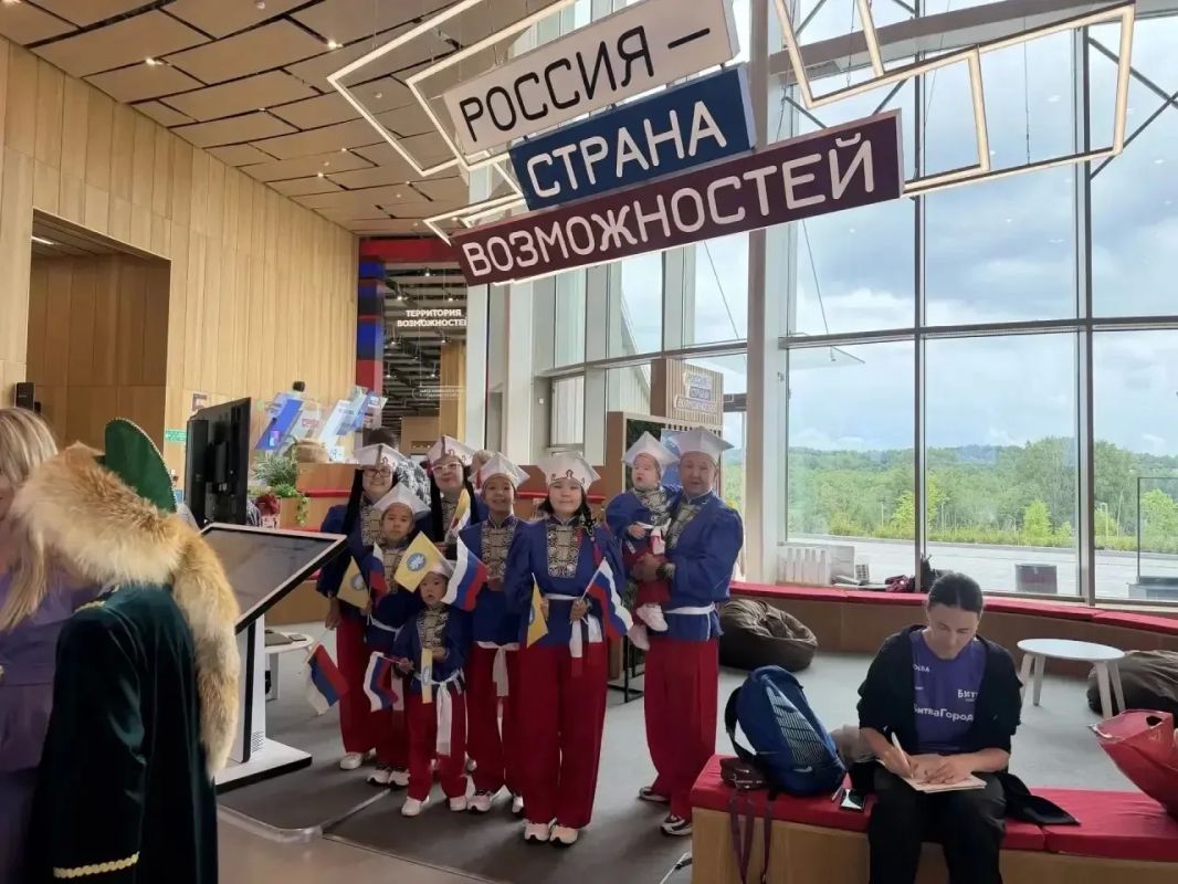 Калмыкия болеет за своих! Семья Боктаевых — в финале конкурса «Это у нас семейное» Калмыкия болеет за своих! Семья Боктаевых — в финале конкурса «Это у нас семейное»