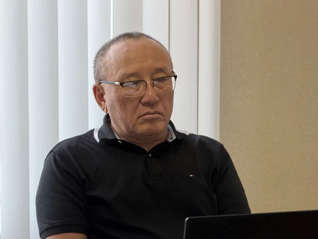 Состоялось заседание парламентского комитета по делам семьи, здравоохранению, труду и социальной политике под председательством Гиляны Эрднеевой Состоялось заседание парламентского комитета по делам семьи, здравоохранению, труду и социальной политике под председательством Гиляны Эрднеевой