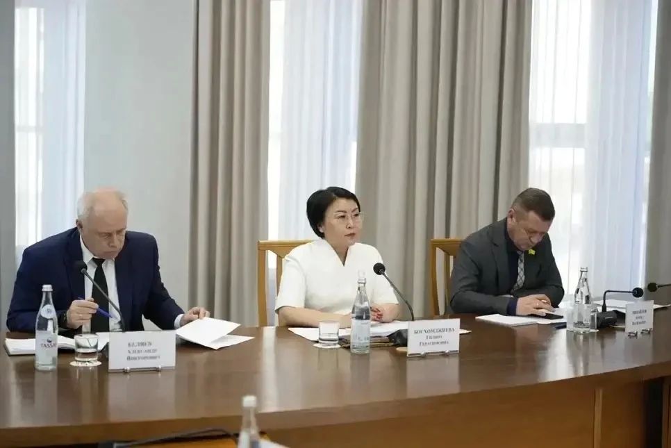 В Правительстве Калмыкии подвели промежуточные итоги реализации национальных проектов за первое полугодие 2026 года В Правительстве Калмыкии подвели промежуточные итоги реализации национальных проектов за первое полугодие 2026 года