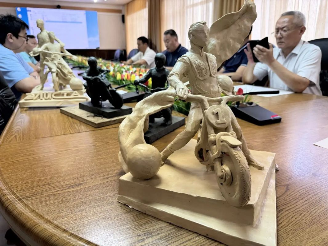 В Элисте прошло заседание комиссии по историкокультурному наследию под председательством Заместителя Главы Администрации города Дмитрия Довгополова В Элисте прошло заседание комиссии по историкокультурному наследию под председательством Заместителя Главы Администрации города Дмитрия Довгополова