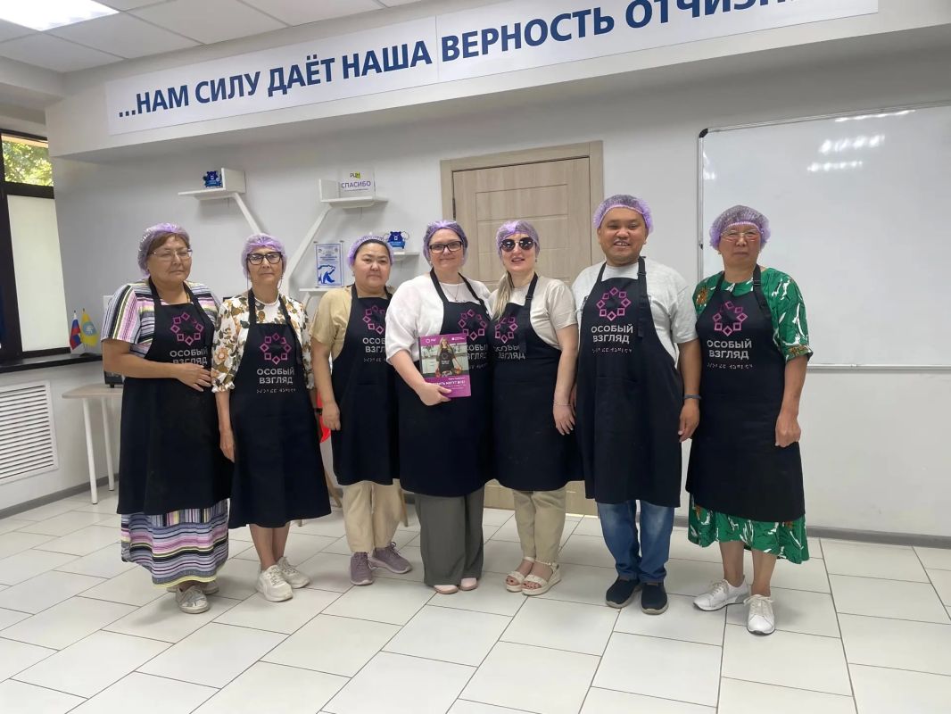 В Национальной библиотеке им. А. М. Амур-Санана завершились 20-дневные курсы для незрячих и слабовидящих читателей — первое подобное событие в Калмыкии В Национальной библиотеке им. А. М. Амур-Санана завершились 20-дневные курсы для незрячих и слабовидящих читателей — первое подобное событие в Калмыкии