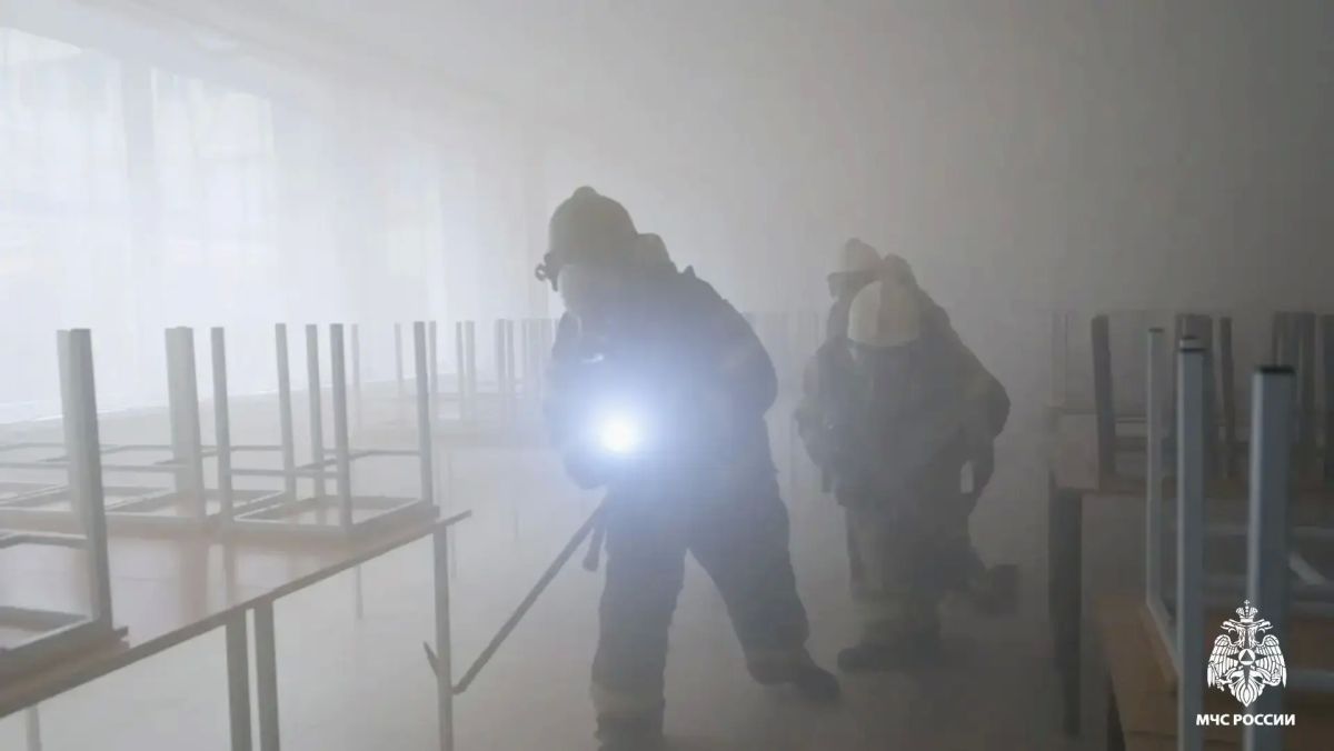 Условный пожар в школе оперативно ликвидирован Условный пожар в школе оперативно ликвидирован