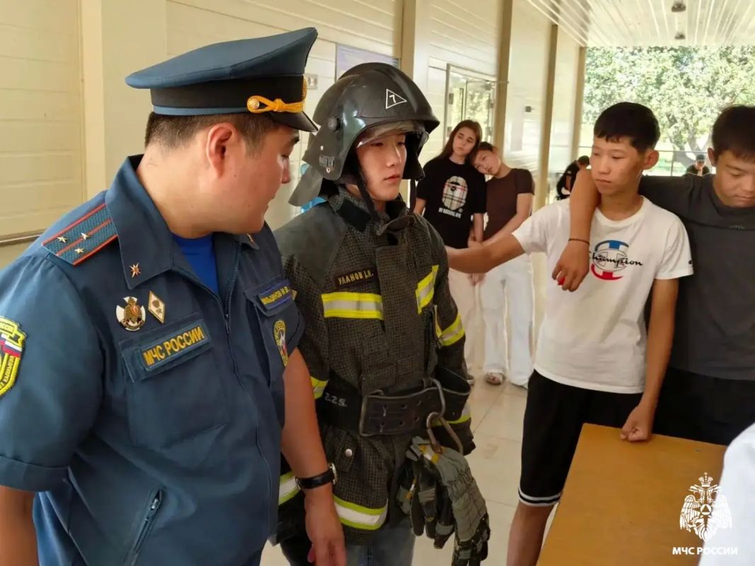Нескучно о важном: в «Сайгачонке» провели урок пожарной безопасности Нескучно о важном: в «Сайгачонке» провели урок пожарной безопасности