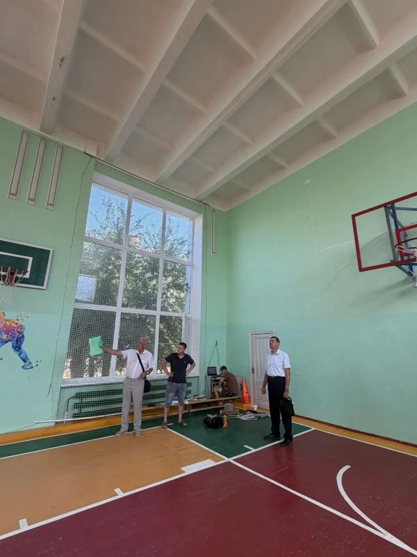 Для обеспечения комфортного и безопасного голосования избирателей на территории города Элисты осуществляются комплексные проверки готовности помещений на избирательных участках, в которых пройдет голосование 18,19 и 20... Для обеспечения комфортного и безопасного голосования избирателей на территории города Элисты осуществляются комплексные проверки готовности помещений на избирательных участках, в которых пройдет голосование 18,19 и 20...