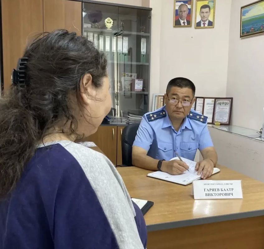 Прокурор г. Элисты провел выездной прием граждан в КУ РК «Центр социального обслуживания населения г. Элисты»