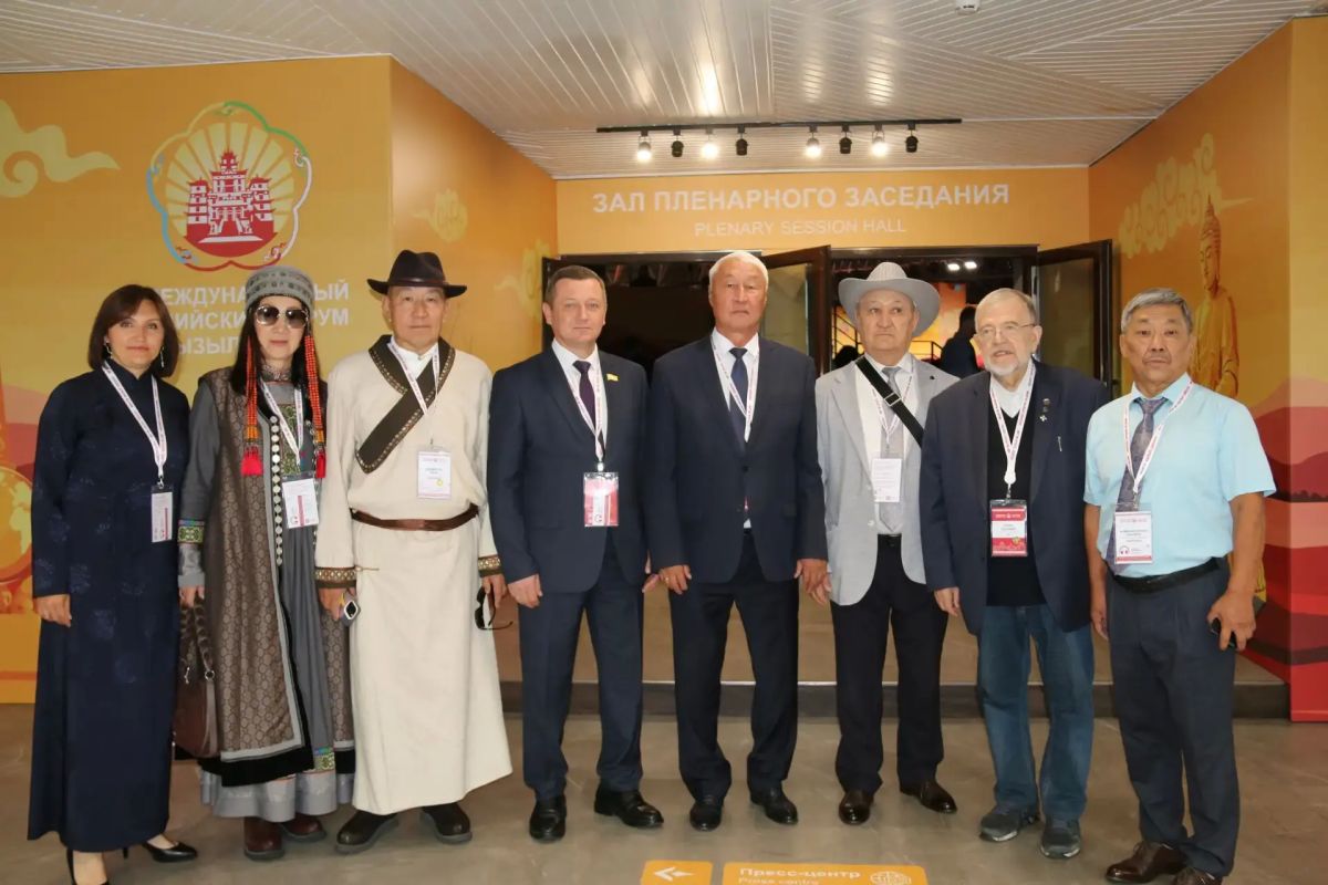 Делегация Республики Калмыкия во главе с руководителем региона Бату Хасиковым приняла участие в официальном открытии и пленарном заседании IV-го Международного буддийского форума «Буддизм в диалоге культур: будущее... Делегация Республики Калмыкия во главе с руководителем региона Бату Хасиковым приняла участие в официальном открытии и пленарном заседании IV-го Международного буддийского форума «Буддизм в диалоге культур: будущее...