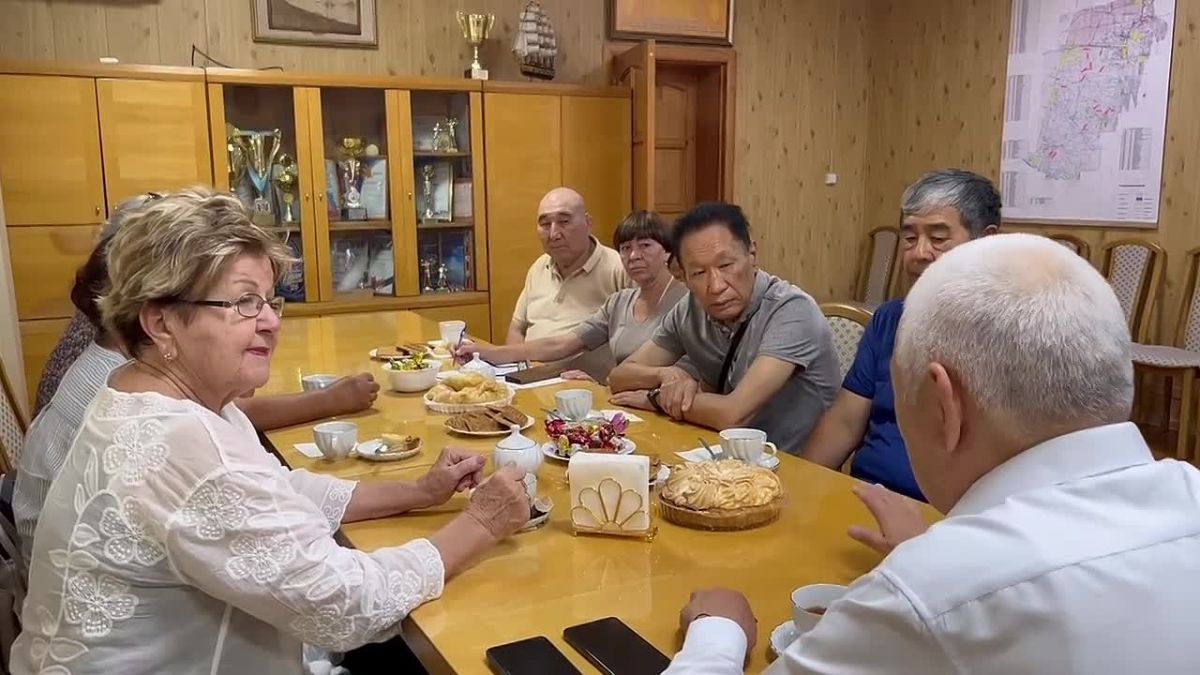 Хранители традиций и советчики для будущего: в Лагани обновили Совет старейшин