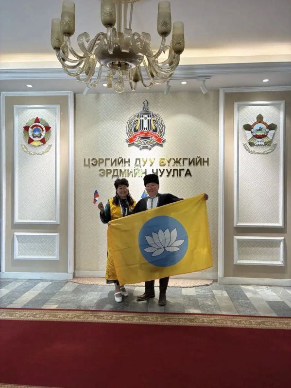 Калмыцкая поэзия вновь звучит на международной арене Калмыцкая поэзия вновь звучит на международной арене