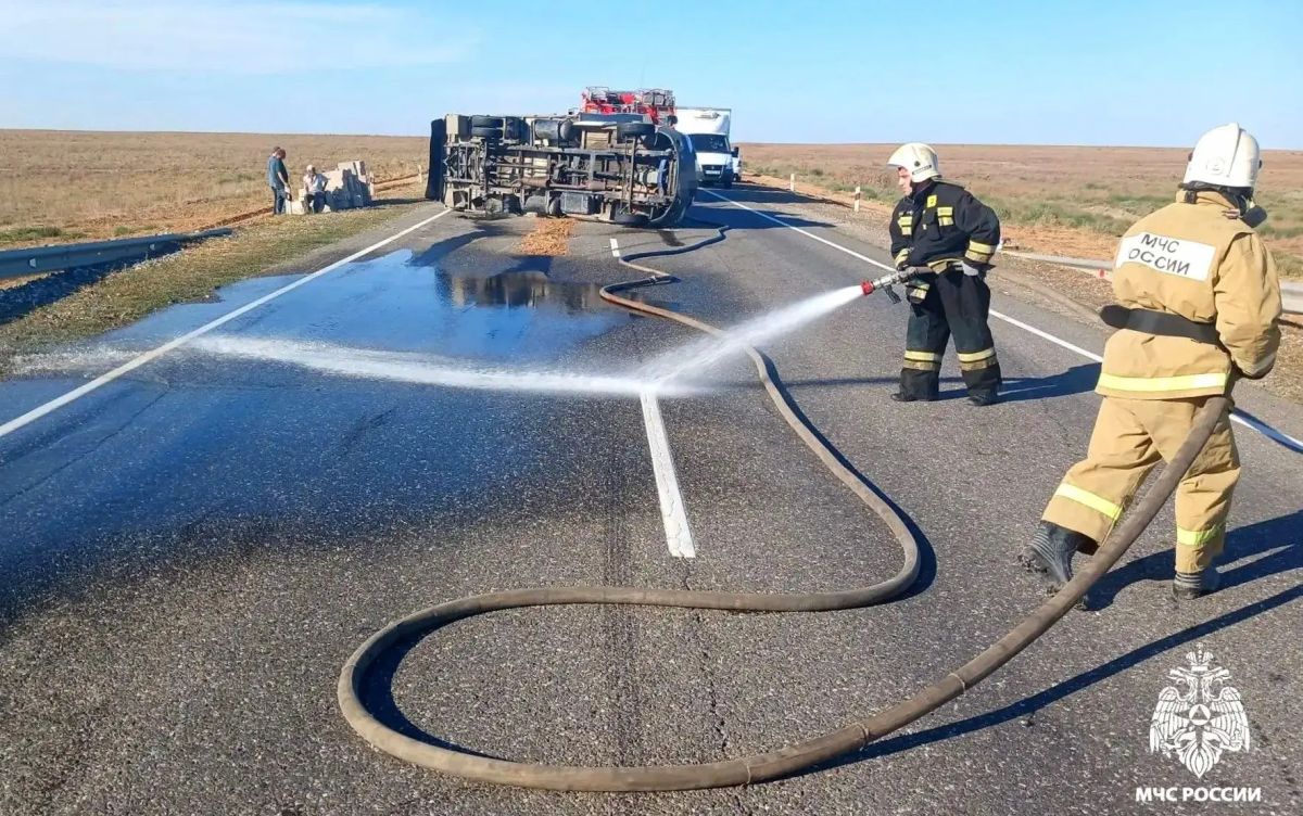В Лаганском районе устранили последствия ДТП