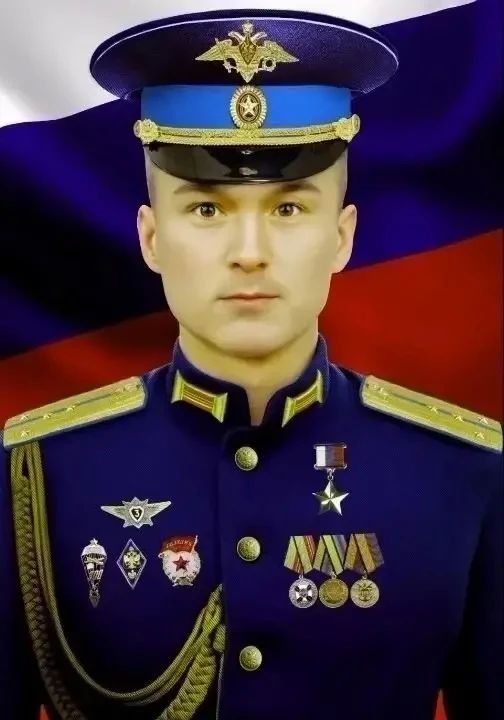 Глава Калмыкии поздравил военнослужащих с Днем офицера России Глава Калмыкии поздравил военнослужащих с Днем офицера России