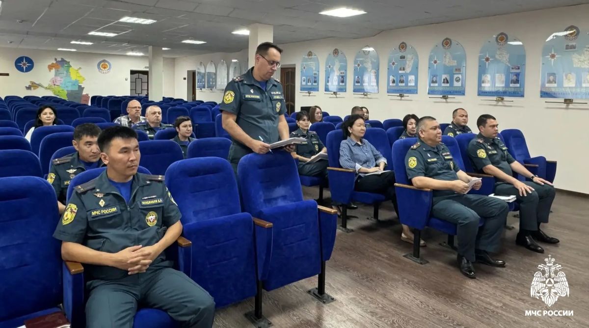 Слаженность, скорость, готовность: в Калмыкии отработали взаимодействие при ЧС Слаженность, скорость, готовность: в Калмыкии отработали взаимодействие при ЧС
