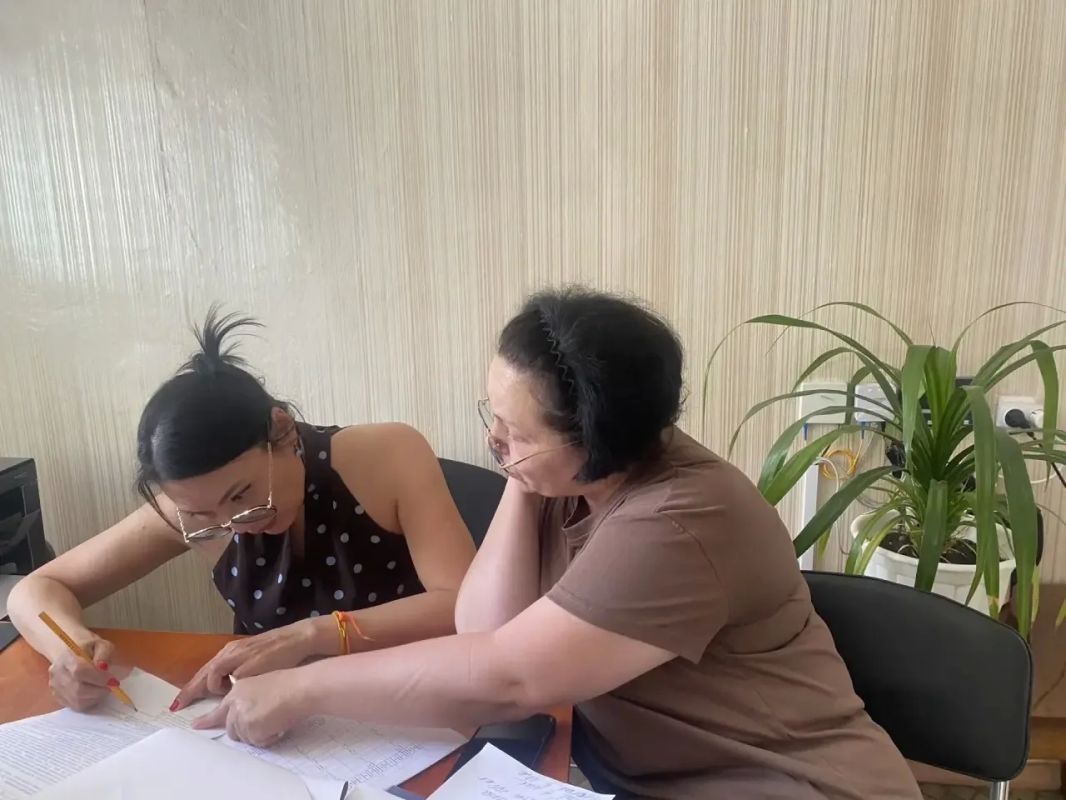 Специалисты Калмыкии продолжают работу в подшефном городе Антрацит Специалисты Калмыкии продолжают работу в подшефном городе Антрацит