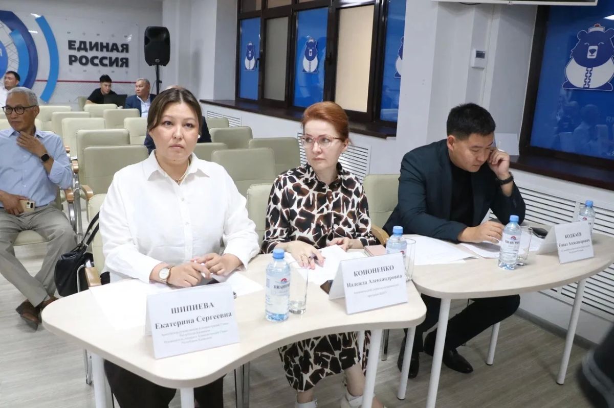 В Элисте стартовала защита дипломов у героев СВО В Элисте стартовала защита дипломов у героев СВО