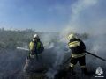 В Городовиковске пожарные ликвидировали возгорание сухой растительности