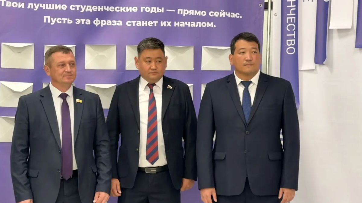 Новый учебный год начался с открытия обновлённого корпуса КалмГУ Новый учебный год начался с открытия обновлённого корпуса КалмГУ