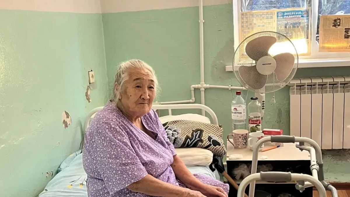 Заместитель председателя Правительства Калмыкии посетила Яшкульскую районную больницу Заместитель председателя Правительства Калмыкии посетила Яшкульскую районную больницу