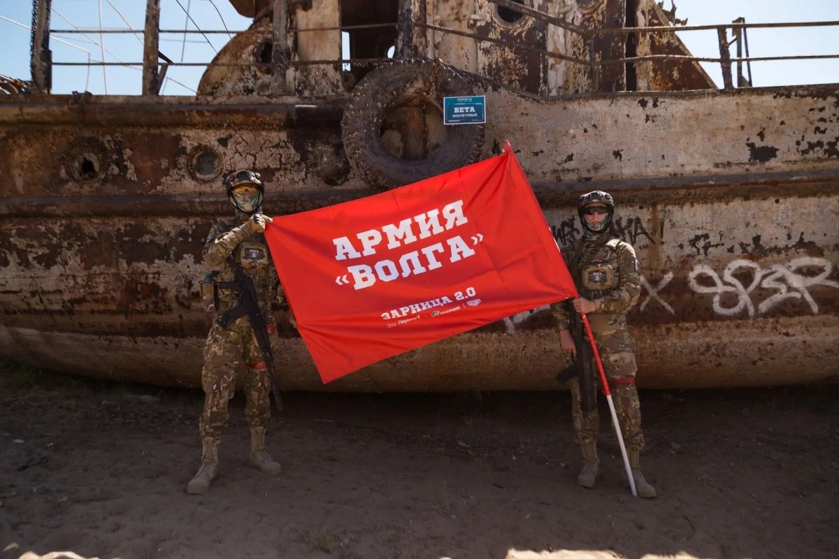 Калмыцкая команда «Джунгары 08» продолжает выступление в военно-патриотической игре «Зарница 2.0» Калмыцкая команда «Джунгары 08» продолжает выступление в военно-патриотической игре «Зарница 2.0»