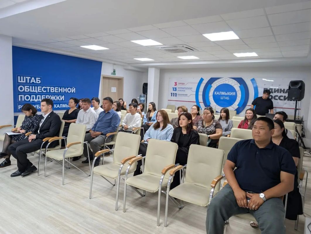 В День национальной письменности в Элисте открыли Клуб молодых педагогов В День национальной письменности в Элисте открыли Клуб молодых педагогов