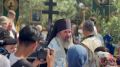 После церемонии захоронения Владыка Юстиниан обратился к прихожанам