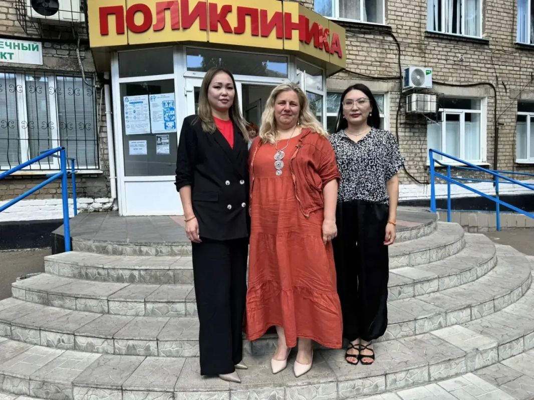 Врачи из Калмыкии завершили работу в подшефном регионе Врачи из Калмыкии завершили работу в подшефном регионе