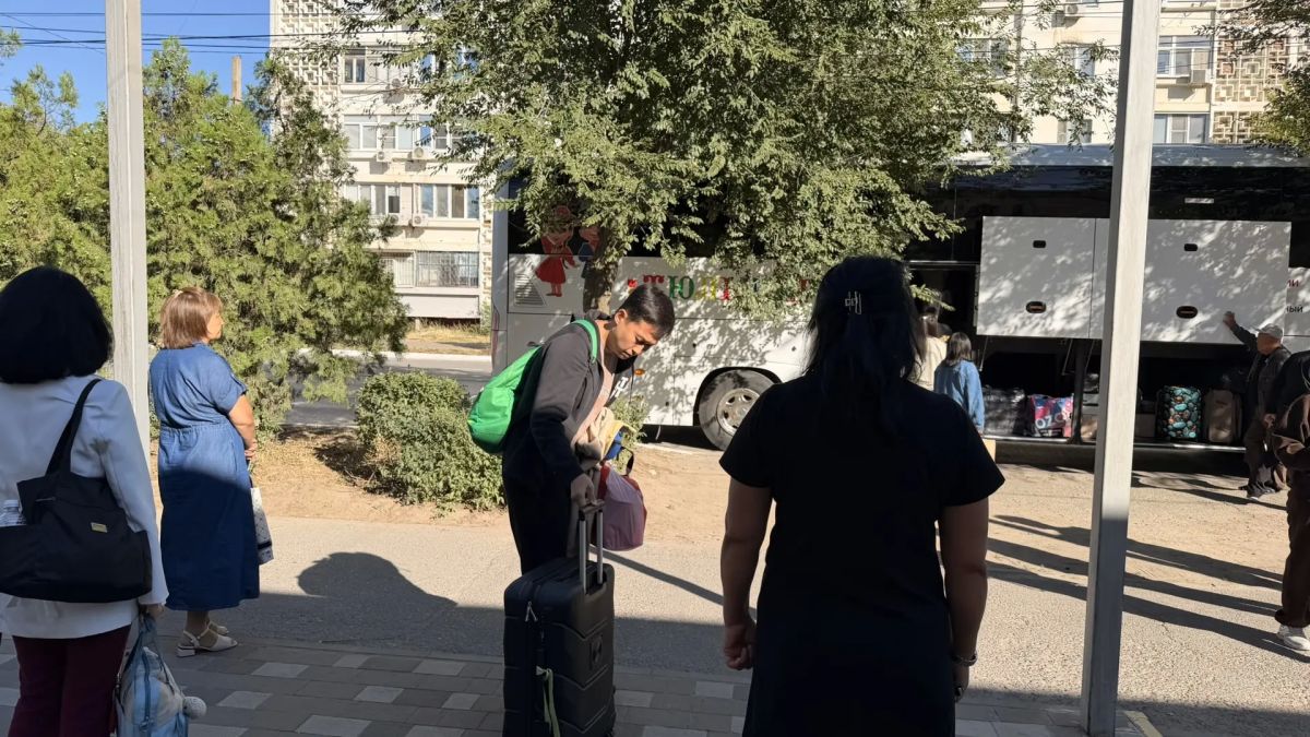 Делегация Калмыкии отправилась на Международный фестиваль молодежи в Екатеринбург Делегация Калмыкии отправилась на Международный фестиваль молодежи в Екатеринбург