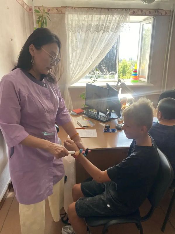 Врачи из Калмыкии завершили работу в подшефном регионе Врачи из Калмыкии завершили работу в подшефном регионе