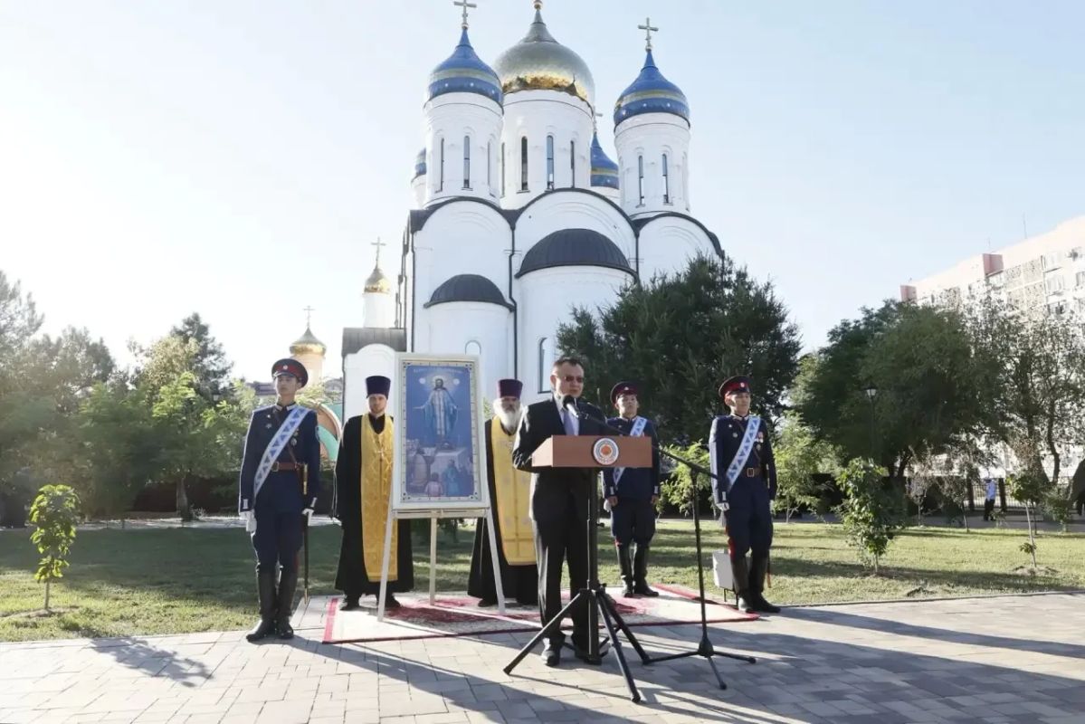 Бату Хасиков: В Калмыкию с рабочим визитом прибыл министр строительства и ЖКХ России Ирек Энварович Файзуллин Бату Хасиков: В Калмыкию с рабочим визитом прибыл министр строительства и ЖКХ России Ирек Энварович Файзуллин