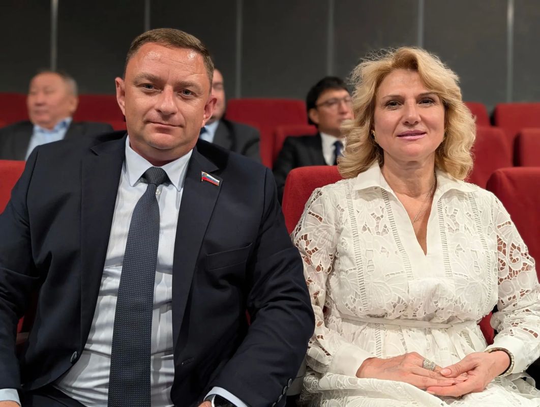 Максим Сорокин: Элистинское чудо.. Посмотрел фильм, снятый телеканалом «СПАС» к 80-летию Явления Христа в Элисте Максим Сорокин: Элистинское чудо.. Посмотрел фильм, снятый телеканалом «СПАС» к 80-летию Явления Христа в Элисте