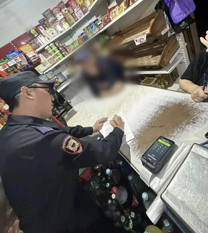 Два факта незаконной реализации алкогольной продукции выявлены полицейскими Калмыкии в ходе рейдовых мероприятий Два факта незаконной реализации алкогольной продукции выявлены полицейскими Калмыкии в ходе рейдовых мероприятий