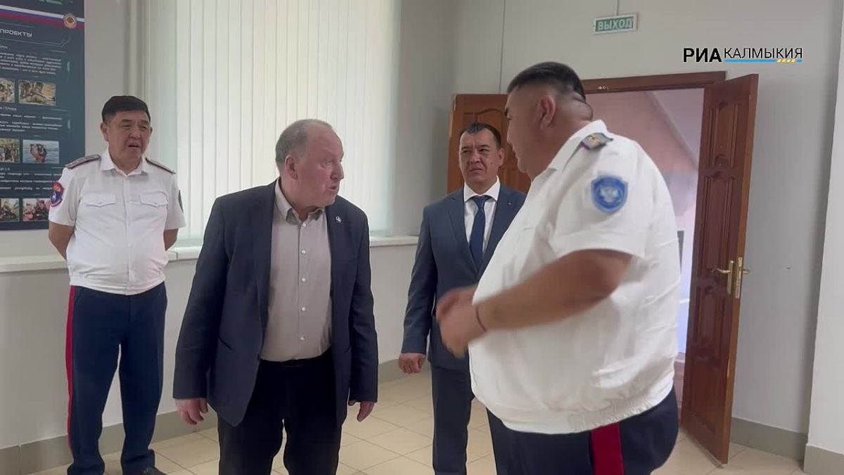 Владимир Стеклов посетил Центр военно-спортивной подготовки «Воин»