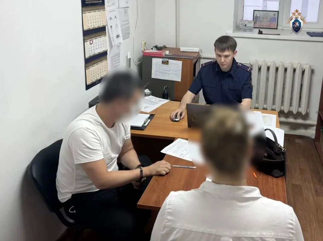 В Элисте мужчину обвиняют в финансировании терроризма В Элисте мужчину обвиняют в финансировании терроризма