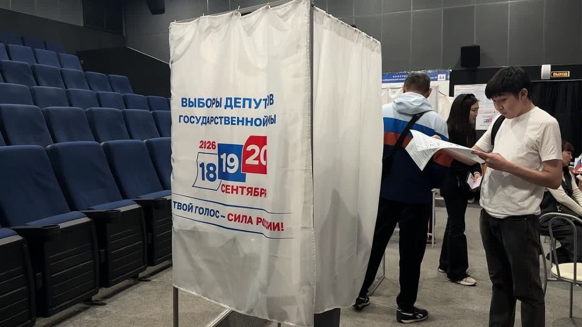 Первый Заместитель Председателя Правительства Республики Калмыкия - Министр финансов республики Очир Шургучеев исполнил свой гражданский долг и проголосовал