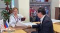 Глава Калмыкии Бату Хасиков выполнил свой гражданский долг, проголосовав на избирательном участке № 92 в родном городе Лагань
