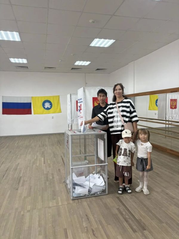 Сегодня в нашей республике отмечается замечательный и теплый праздник — День многодетной семьи! Сегодня в нашей республике отмечается замечательный и теплый праздник — День многодетной семьи!