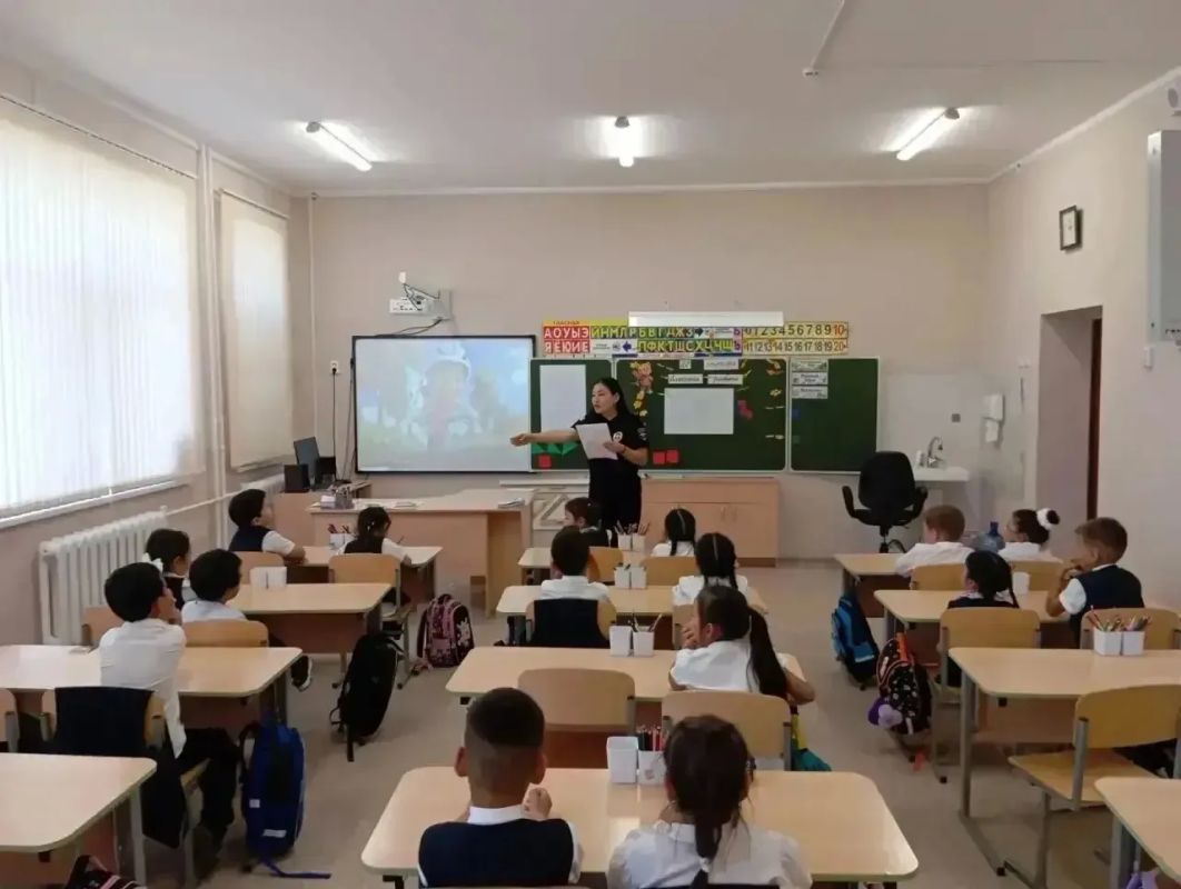 В Калмыкии стартовал Единый день безопасности дорожного движения В Калмыкии стартовал Единый день безопасности дорожного движения