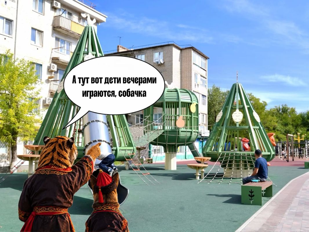 Пешеходная зона по улице Ленина стала одной из самых популярных локаций для прогулок в Элисте Пешеходная зона по улице Ленина стала одной из самых популярных локаций для прогулок в Элисте