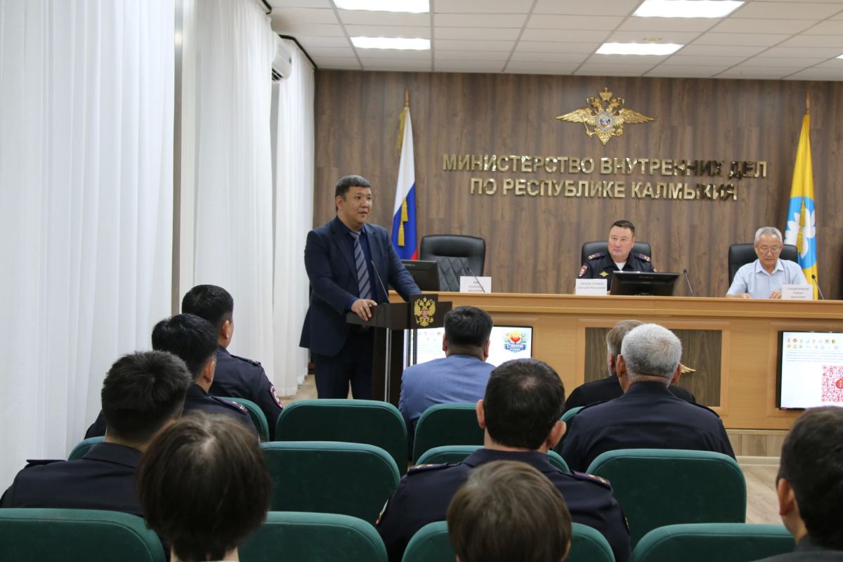 Сегодня в министерстве внутренних дел по Республике Калмыкия прошло межведомственное совещание, посвящённое подведению итогов пилотного просветительского проекта «С верой в сердце» Сегодня в министерстве внутренних дел по Республике Калмыкия прошло межведомственное совещание, посвящённое подведению итогов пилотного просветительского проекта «С верой в сердце»