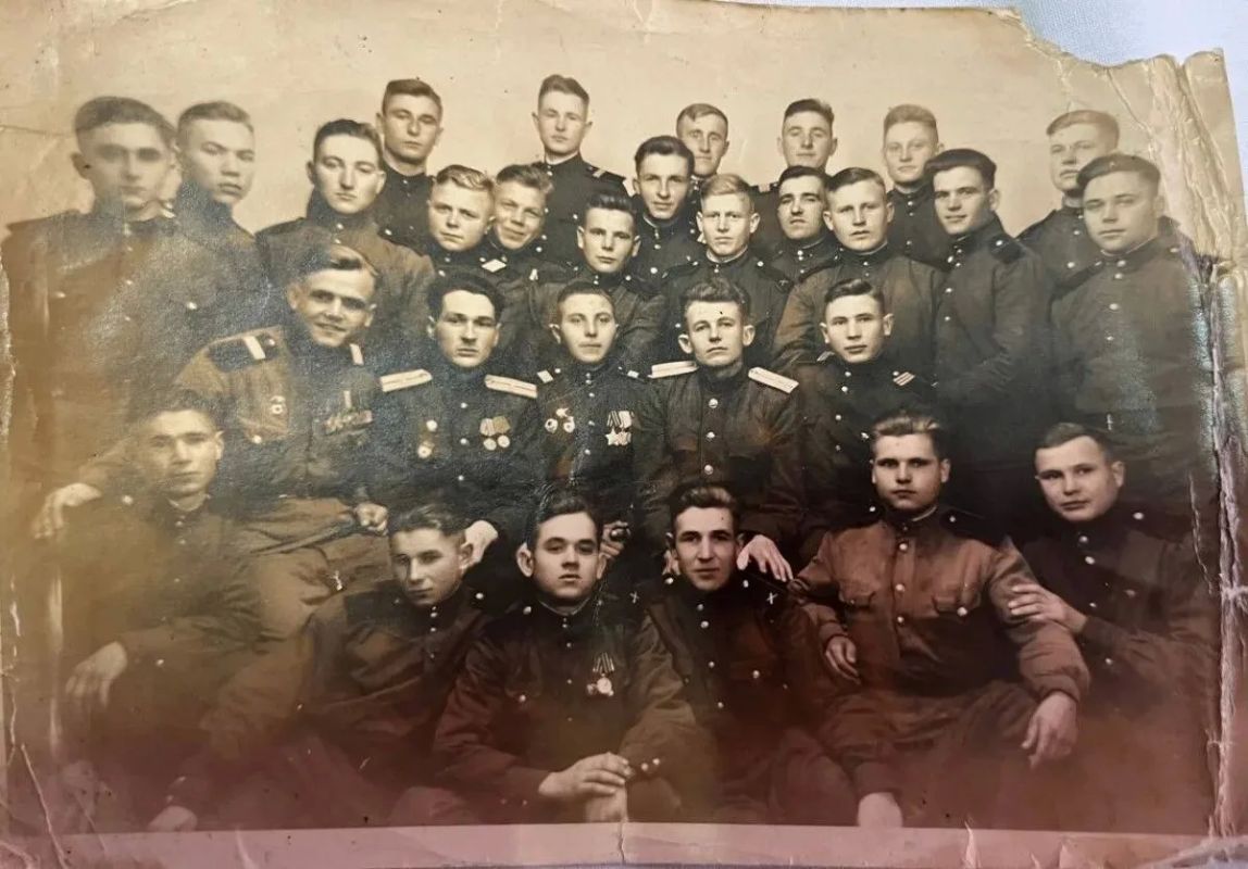 Сегодня, 25 сентября, ветерану Великой Отечественной войны Петру Леонтьевичу Леонтьеву исполняется 101 год Сегодня, 25 сентября, ветерану Великой Отечественной войны Петру Леонтьевичу Леонтьеву исполняется 101 год