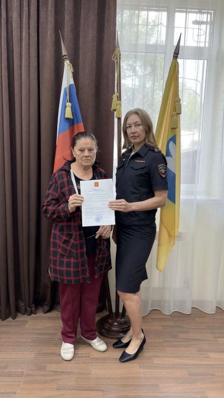 В Управлении по вопросам миграции МВД по Республике Калмыкия состоялась торжественная церемония принятия Присяги гражданина Российской Федерации