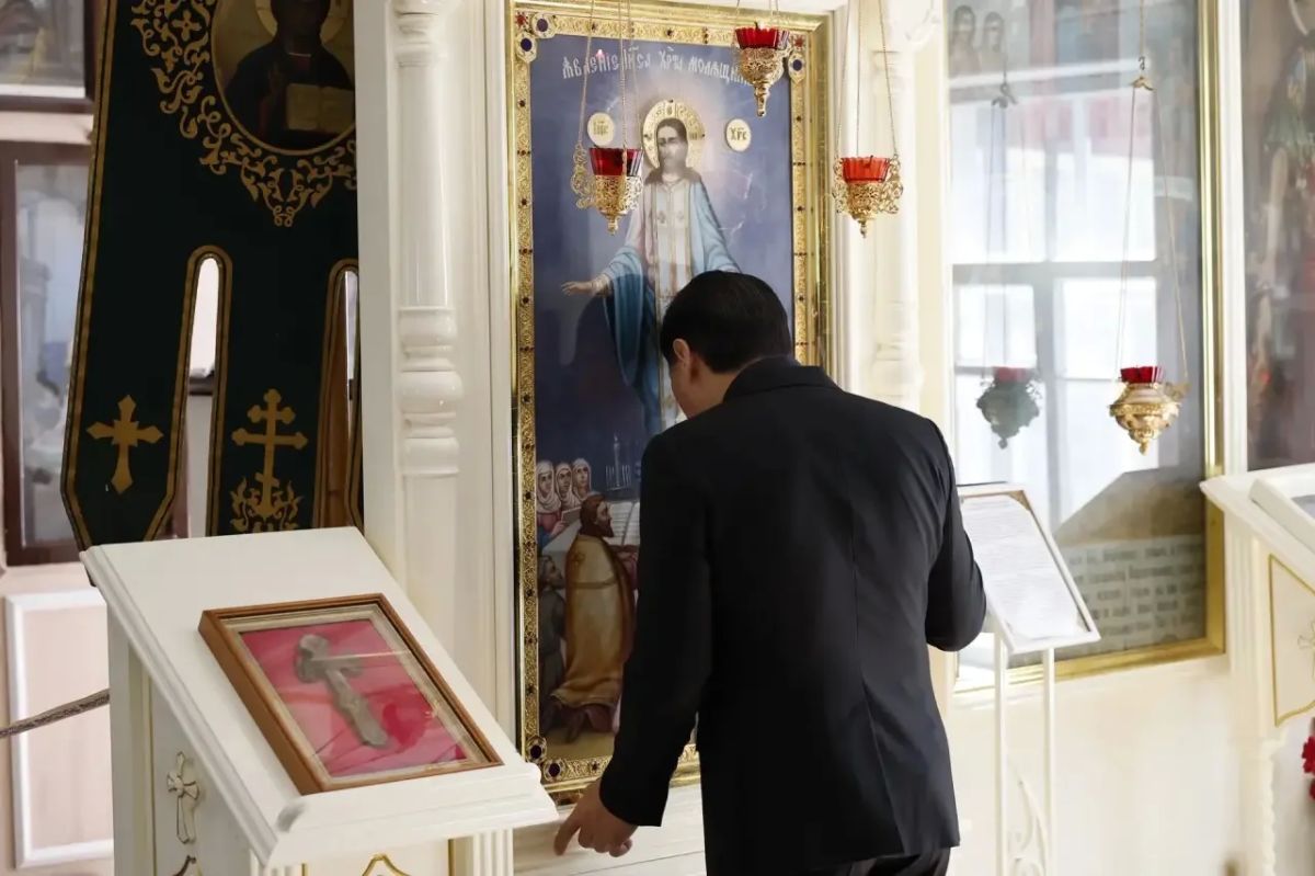Бату Хасиков: В Калмыкии простились с первым правящим архиереем Элистинской и Калмыцкой епархии архиепископом Зосимой Бату Хасиков: В Калмыкии простились с первым правящим архиереем Элистинской и Калмыцкой епархии архиепископом Зосимой