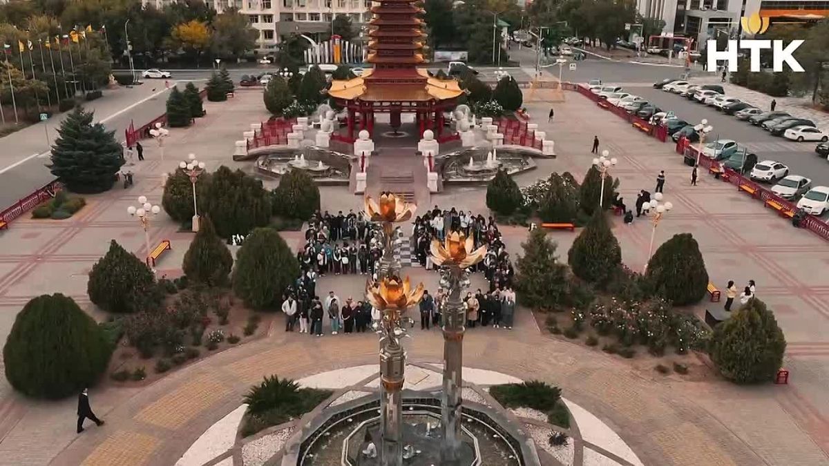 Одна страна — одна семья. Россия — это дом для 89 регионов