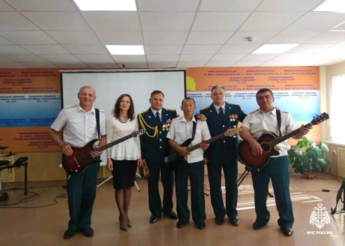 Добровольный пожарный из Калмыкии стал лучшим в Южном федеральном округе Добровольный пожарный из Калмыкии стал лучшим в Южном федеральном округе