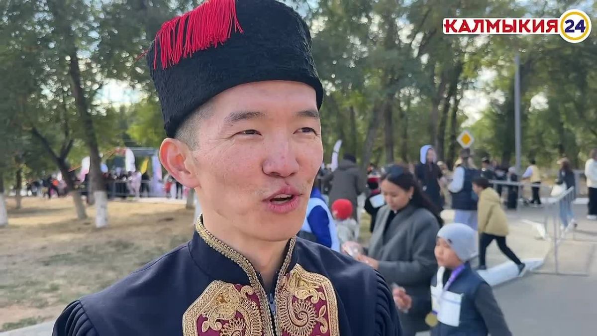 В Элисте состоялся национальный забег «ЭтноРан», объединивший любителей бега из Калмыкии и других регионов России