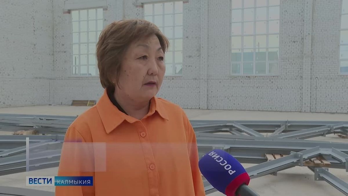 В селе Троицкое Целинного района продолжается возведение современного физкультурно-оздоровительного комплекса
