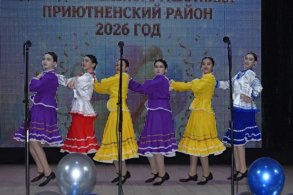 6 октября в Приютненском районе заместитель Председателя Народного Хурала (Парламента) Республики Калмыкия Николай Нуров вместе с главой Приютненского районного муниципального образования Республики Калмыкия Басаном... 6 октября в Приютненском районе заместитель Председателя Народного Хурала (Парламента) Республики Калмыкия Николай Нуров вместе с главой Приютненского районного муниципального образования Республики Калмыкия Басаном...