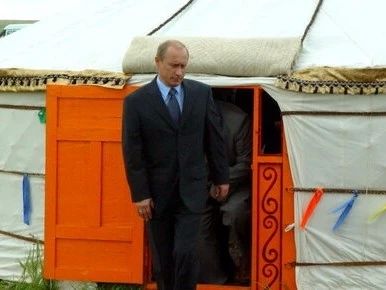 Максим Сорокин: Сегодня 74 года исполняется нашему лидеру, руководителю нашей великой страны Владимиру Путину Максим Сорокин: Сегодня 74 года исполняется нашему лидеру, руководителю нашей великой страны Владимиру Путину
