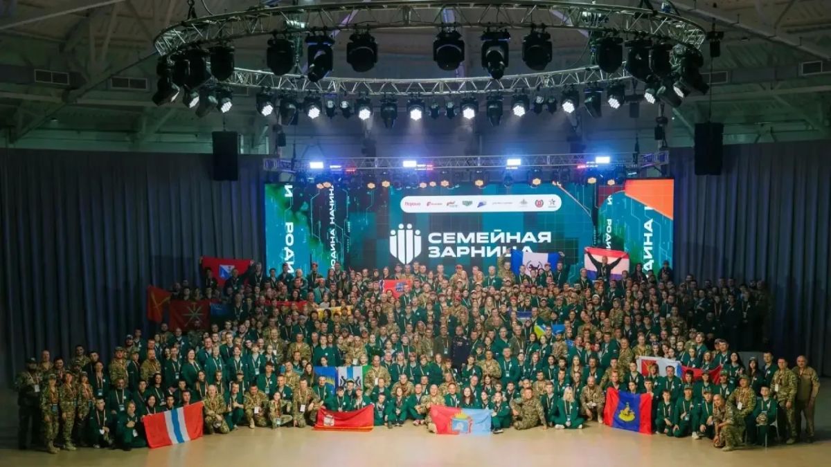 Семья сотрудника Центра крови представила Калмыкию на Всероссийской игре «Семейная зарница»