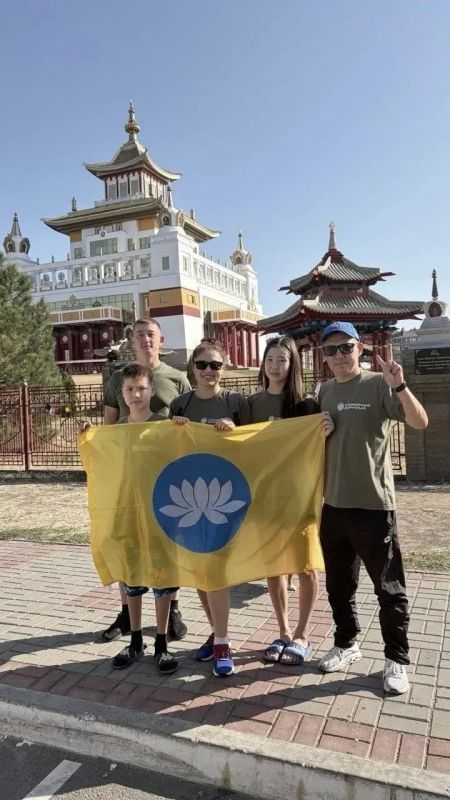 Семья сотрудника Центра крови представила Калмыкию на Всероссийской игре «Семейная зарница» Семья сотрудника Центра крови представила Калмыкию на Всероссийской игре «Семейная зарница»